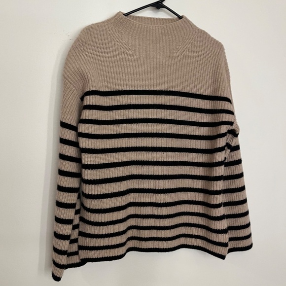 Rails Claudia Sweater size S - Picture 5 of 11